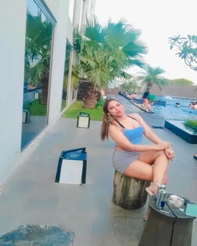 Escort Meerganj